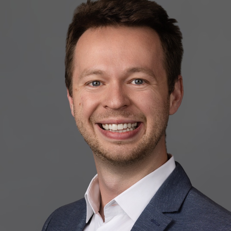 Alexander Wilton, Austin apartment locator